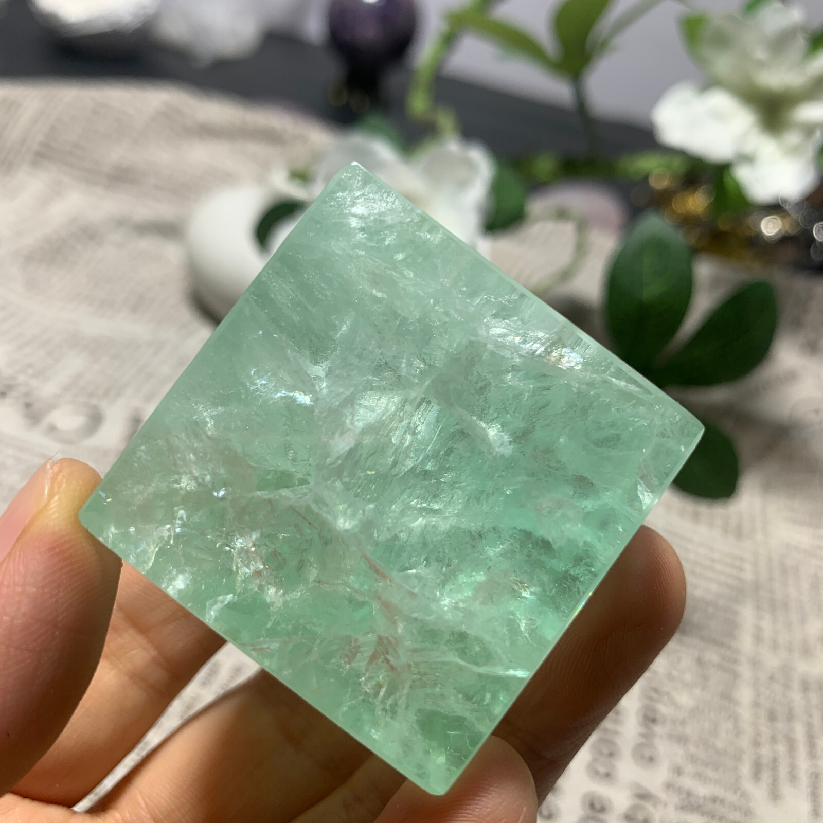 193g Natural Fluorite Quartz Cube for Energy Healing and Reiki