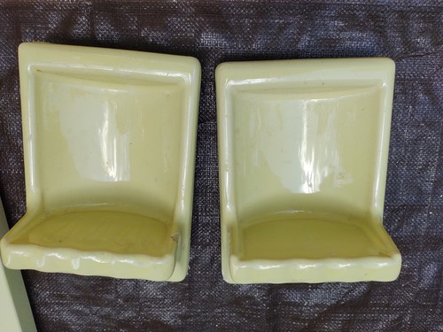 VINTAGE AMERICAN STANDARD MANCHU SAFFRON YELLOW BATHROOM SINK with accessories - Picture 15 of 23