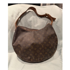 Louis Vuitton Croissant GM