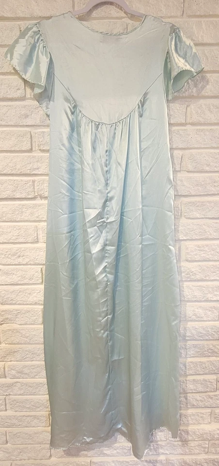 Camisón verde brillante Lord & Taylor para mujer talla S encaje y acento floral vintage Foto 2 de 4