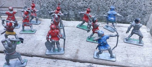 crescent toys ? lot 14 chevaliers soldat médiéval moyen âge château fort ancien - Picture 7 of 8