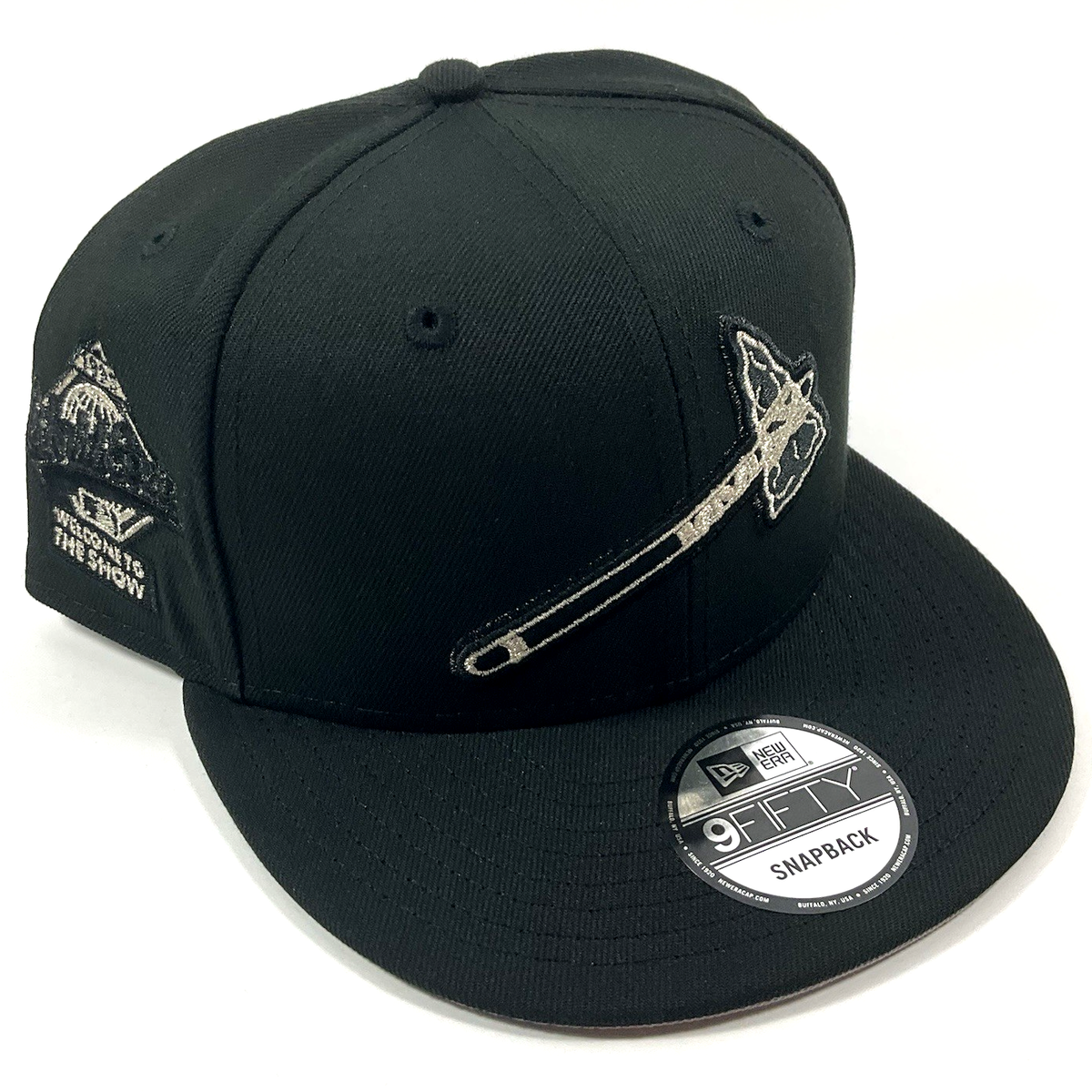 New Era Atlanta Braves Exclusive Black Metallic TOMAHAWK 9FIFTY