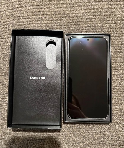 Samsung Galaxy S23 (SM-S911W) 128Go Or débloqué entièrement fonctionnel - Photo 2 sur 2