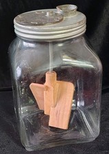 Antique 6 Qt Glass Dazey Churn Wwooden Internal Paddle. No Hand Crank Or Motor. Antique 6 Qt Glass Dazey Churn Wwooden Internal Paddle. No Hand Crank Or Motor.