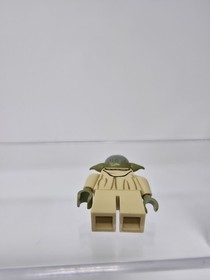 Authentic Lego Minifigure Yoda From 75017 Olive Green STAR WARS Figure