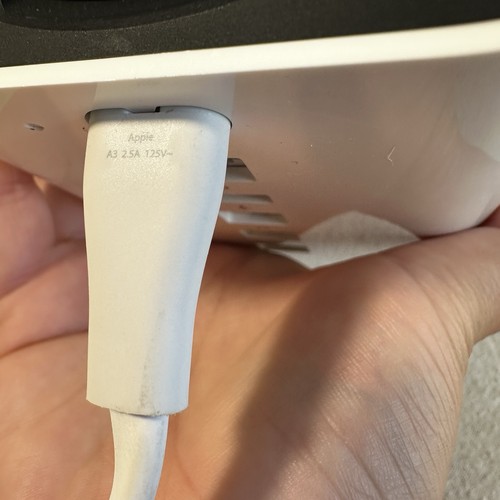 Apple A1521 AirPort Extreme Base Station Wireless Router 6th Gen - w/ Cord - 第 8/10 張圖片