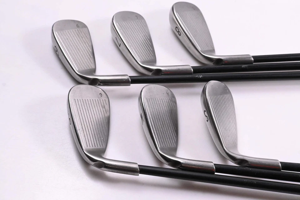 Ping G25 ferri da stiro / 6-PW+SW / punto bianco / aste flessibili regolari Ping TFC 189 - Immagine 3 di 4