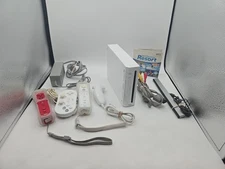 Nintendo Wii Console Bundle Wii Sports Resort Motion Plus Complete Free Shipping