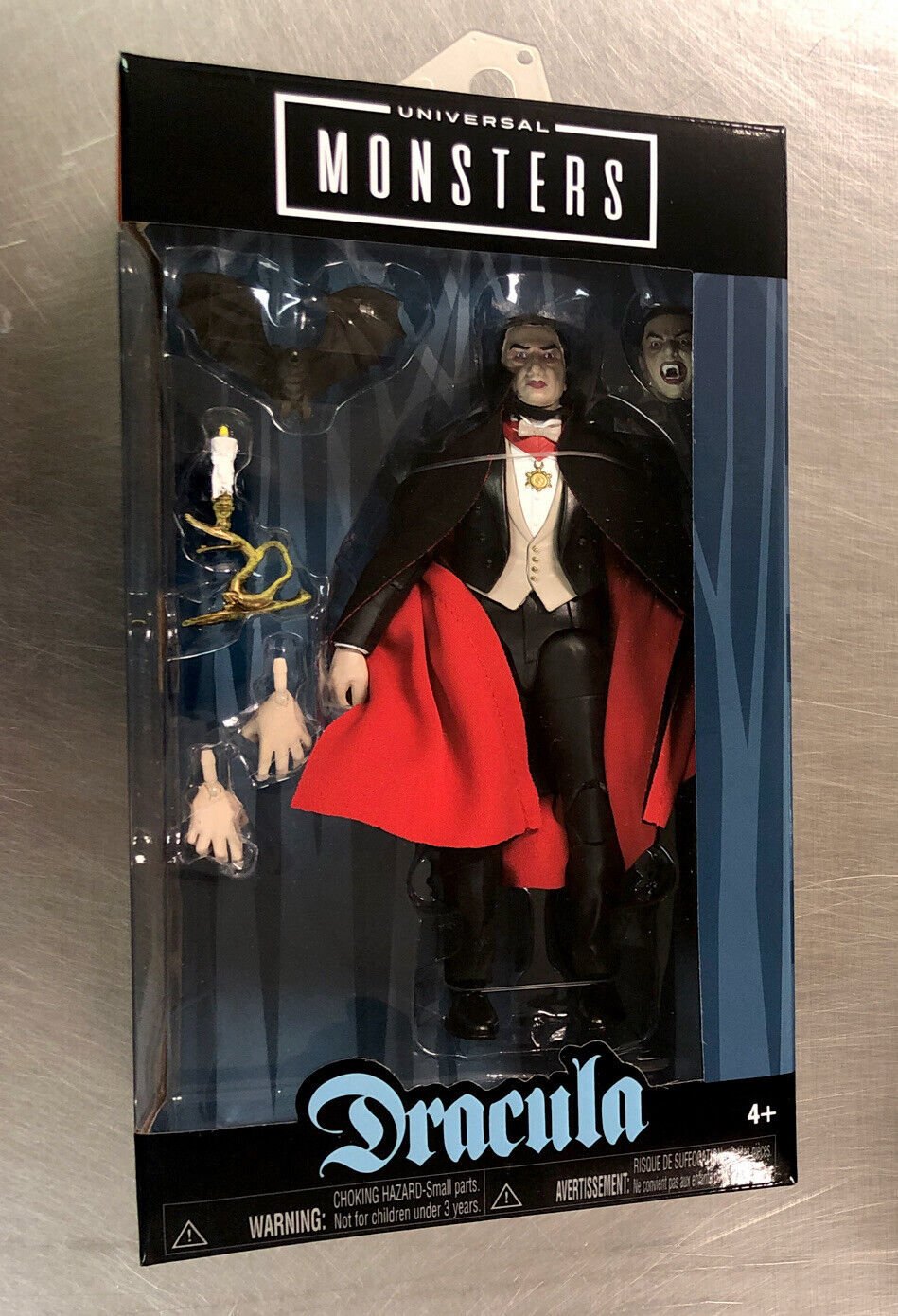 JADA UNIVERSAL MONSTERS DRACULA APPROXIMATELY 8” TALL FREE SHIPPING