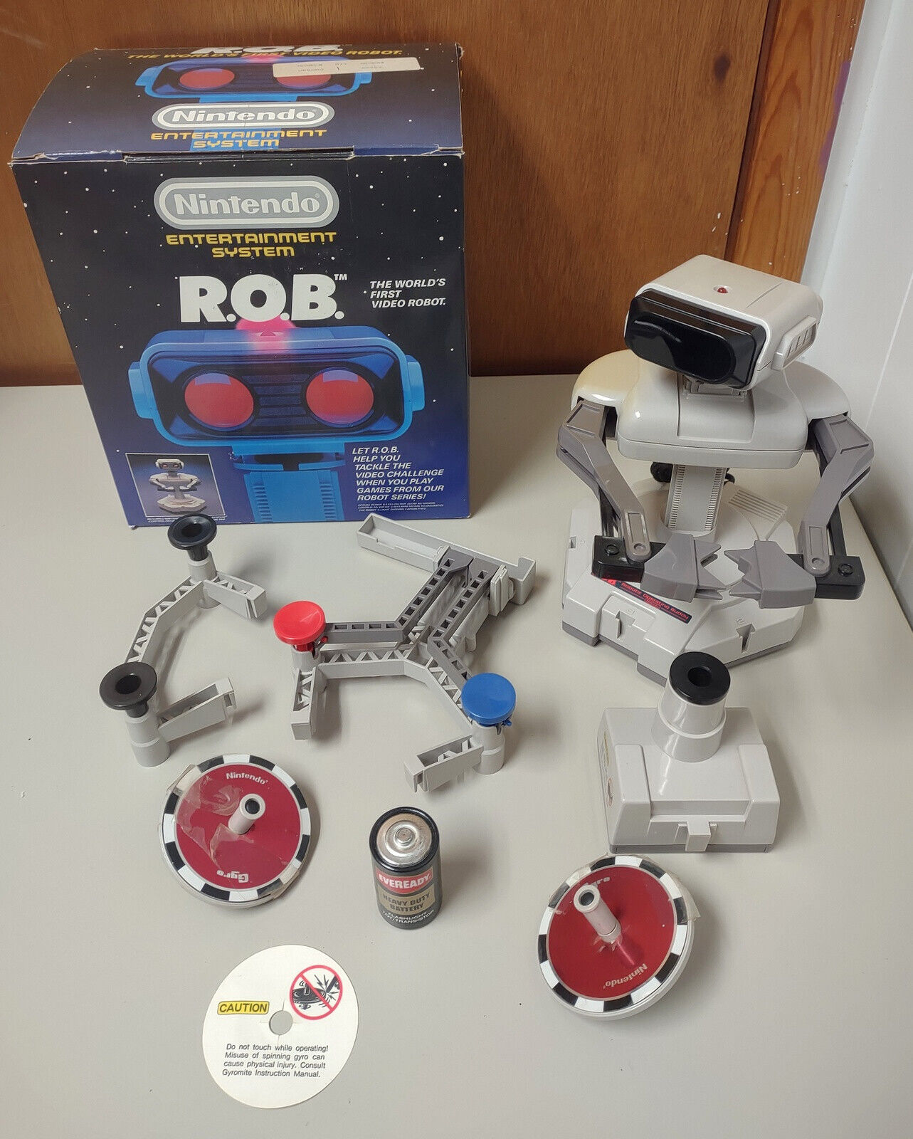 NES Nintendo R.O.B. ROB Robotic Operating Buddy w/ Original Standalone Box  1986