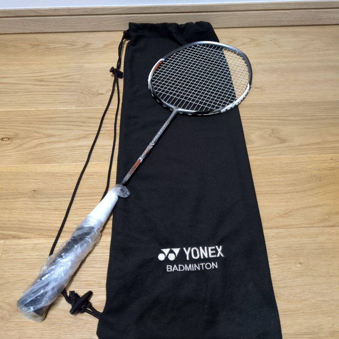 YONEX NANOSPEED 7700 バドミントンラケット 3UG4 YONEX Nanospeed 7700 Badminton Racket 3U G4 Used Grips
