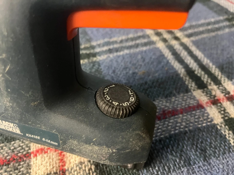 BLACK & DECKER ELEKTRO TACKER KX 418 E - Bild 3 von 4