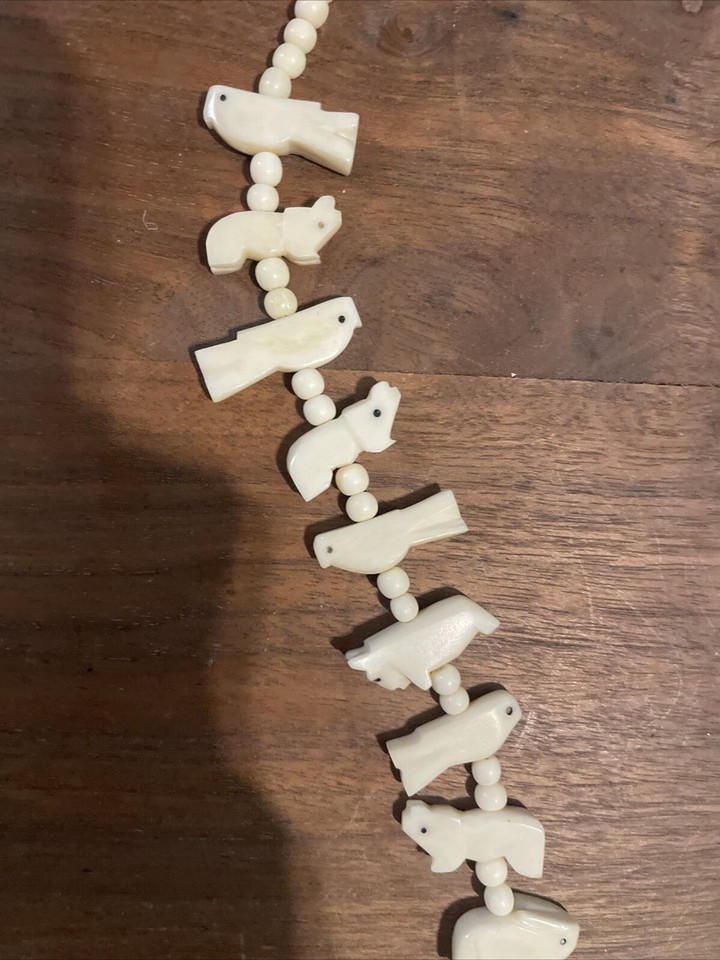 Native American Zuni Carved Animal Totem Fetish Necklace Bear Bird Fox