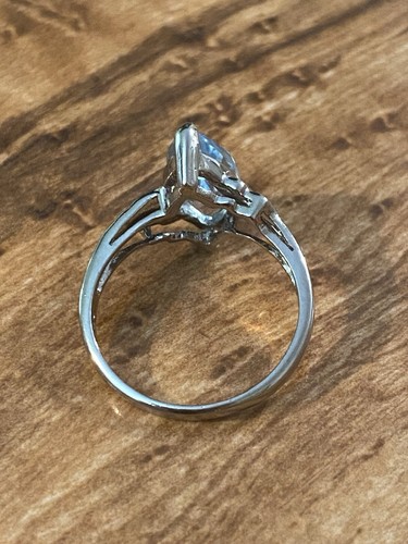 Sterling Silver Ring Size 9 - Picture 5 of 8