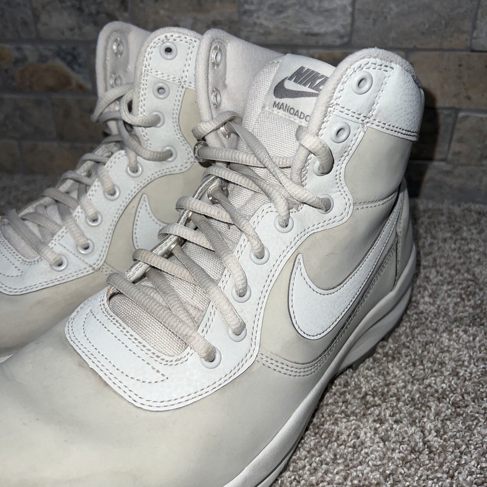 Nike Manoadome High Top Suede Boot Shoe 