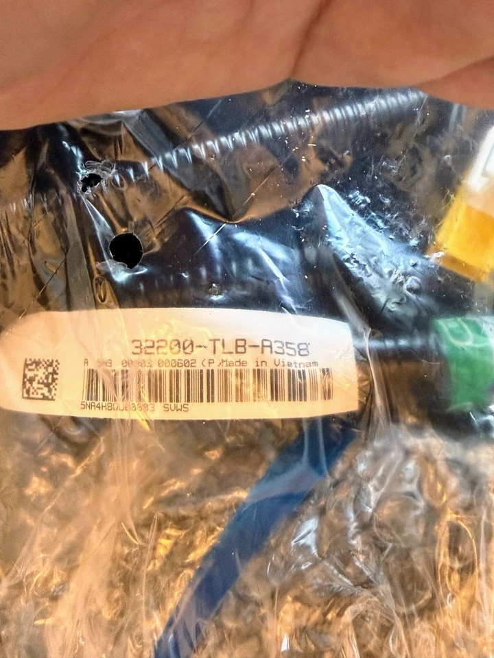 Honda CRV 2020-22 Wiring Harness Engine Room, 32200-TLB-A358, OEM New In Box - Image 2 of 4