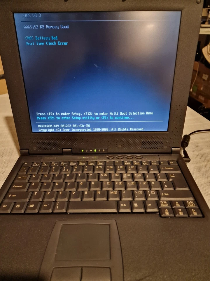 Acer Travelmate 202T Vtg Laptop Win ME Celeron 650MHz 12.1" Power On Tested - Image 3 of 4