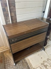 Vintage 1970s Hostess Trolley With 4 Pyres Dishes & Lids. All Working