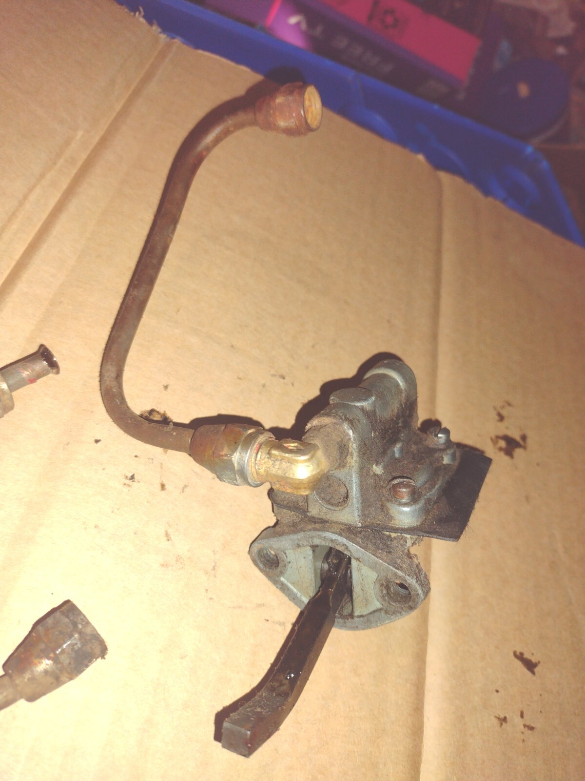 Wisconsin TFD 2 Cylinder Engine Fuel Pump Assembly THD Gas Line