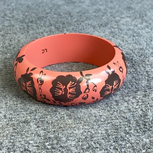 LC Coral Wooden Round Stackable Bangle Floral Flower Print - Picture 3 of 6