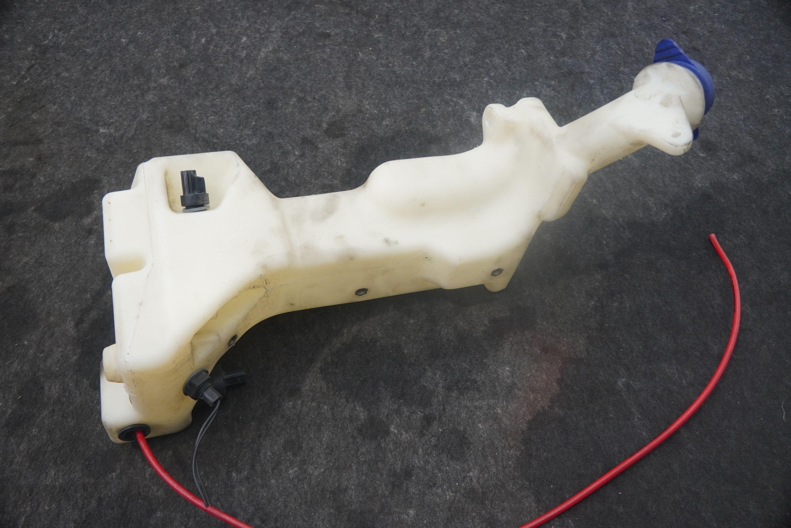 Windshield Washer Bottle Tank Reservoir 11A0246 OEM McLaren 650S 2015