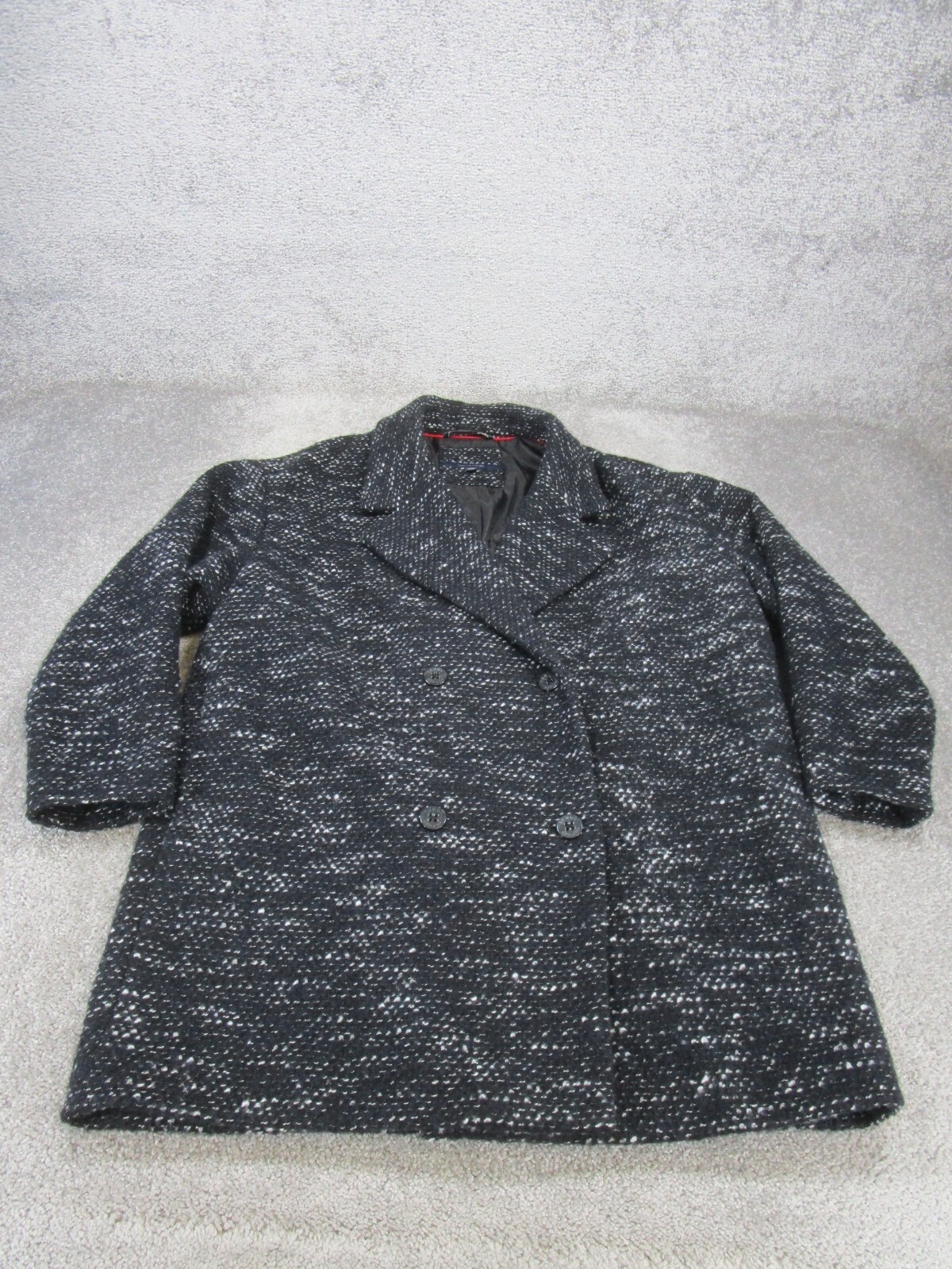 Foto 1 di 8