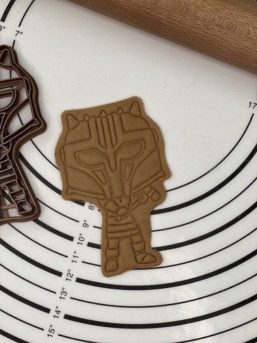 The Mandalorian - The Armorer Cookie Cutter & Mold Produced by 3D Kitchen Art - Picture 4 of 9