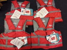 4 x Stearns Adult Universal Size Vest - Fits Chest Size 30" to 52" 90 LBS