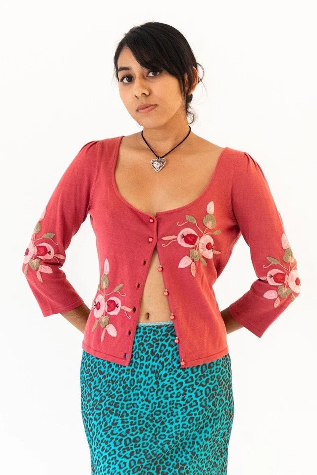 Cárdigan Floral Bordado Rosa Polvoriento Betsey Johnson Vintage Años 90 00 Foto 3 de 4