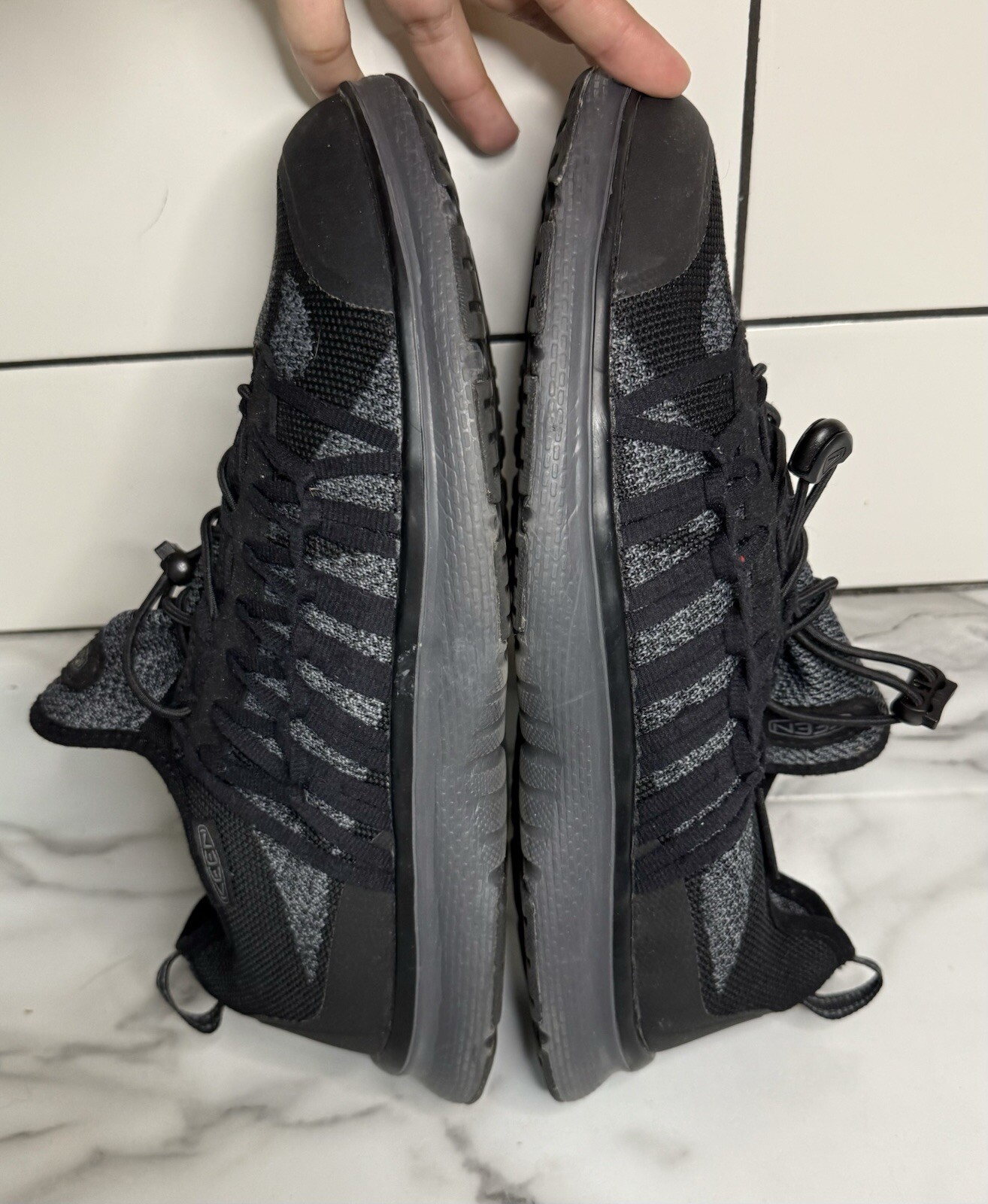 Keen Uneek Exo Sneakers Uomo 10 Nero 1018767 Scarpe Escursionismo Bungee Trail Outdoor