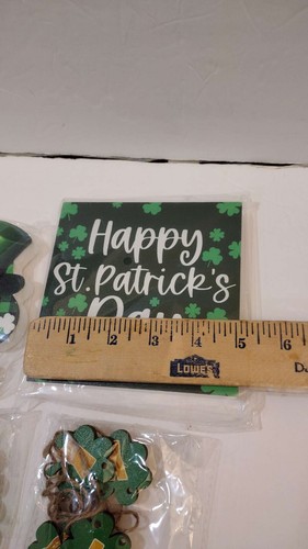 St Patrick's Day Tiered Tray Decoration Set Wood Home decor Decoration Gift set - Picture 3 of 5
