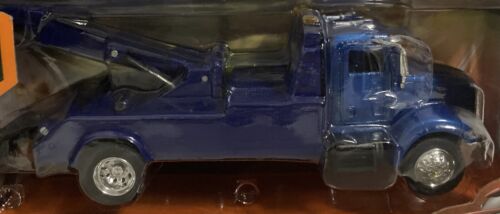 NewRay 1:43 PETERBILT 335 WRECKER TOW TRUCK LONG HAUL TRUCKER ~SAME DAY BOX SHIP - Picture 6 of 14