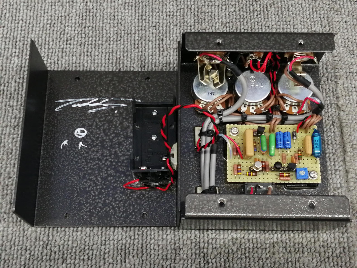 Phantom Fx Sabbath Bliss Fuzz Pedal Tone Bender MkII Tested Phantom Fx Sabbath Bliss Fuzz Pedal Tone Bender MkII Tested