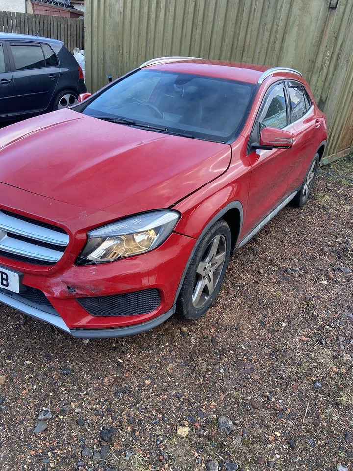 Mercedes Gla200d  - Image 2 of 4