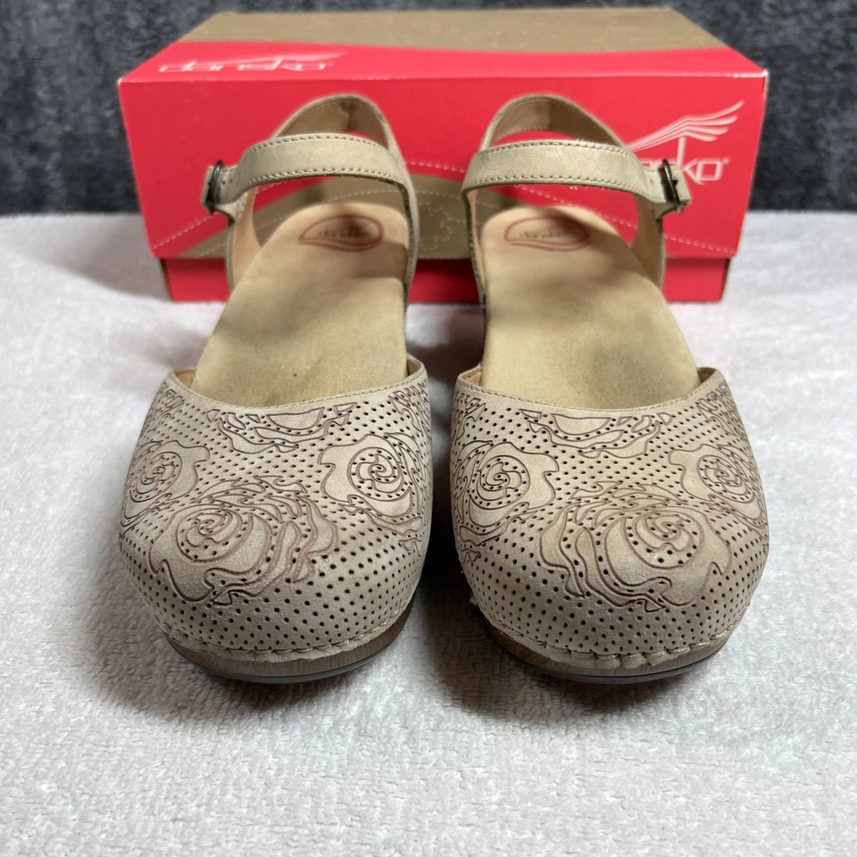 Dansko Clogs Womens Size 41 Mary Jane Sam Nubuck Sand Floral W/ Box 9840-032200 - Image 2 of 4