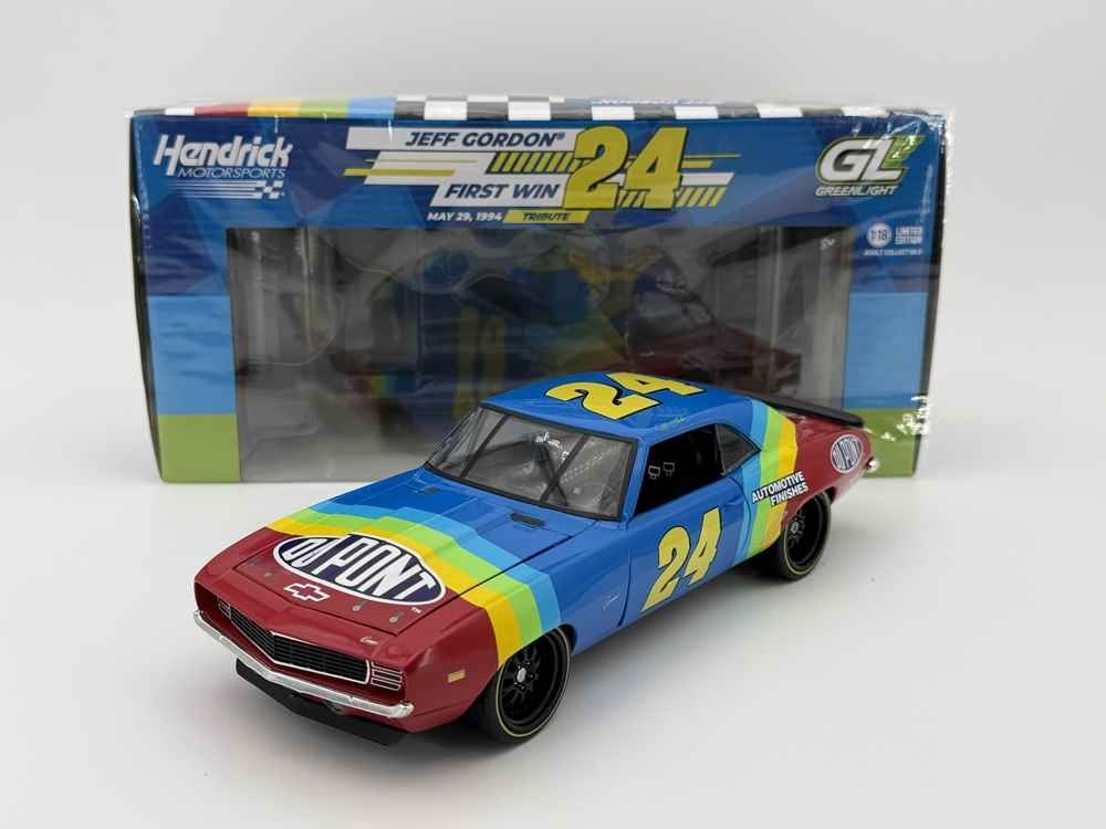 Jeff Gordon Greenlight 1/18 #24 Dupont/Hendrick 1969 Camaro First