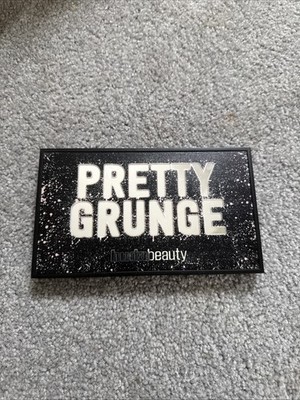 Huda Beauty Pretty Grunge Eye Shadow Palette Brand New