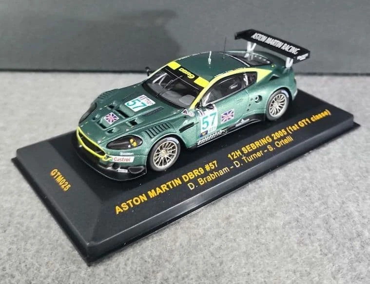 Ixo Aston Martin DBR9 #57 12H SEBRING 2005 - Immagine 3 di 4