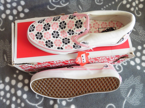 NEU | Vans | Classic Slip-on - Prism Pink/Black Geo Hibiscus | Gr. 38 - Bild 7 von 7