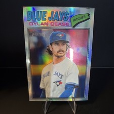 Dylan Cease 2026 Topps Heritage Refractor #260 Blue Jays Baseball Card