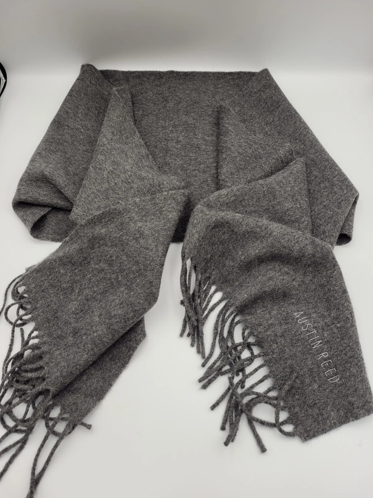 Austin Reed Scarf Grey Cashmere & Wool Made In Scotland Tassels 140cm Soft Mens