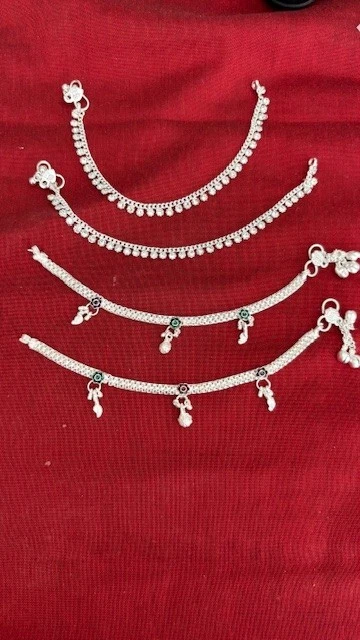 Bebé Lote 2 Pares Tobillo Pulsera Tobillera Plata Paisley Campanas Cadena India Joyería Foto 2 de 4