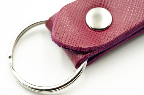 Leather Keyring Key fob Cerise Pink leather Saffiano silver coloured fittings - Picture 3 of 4