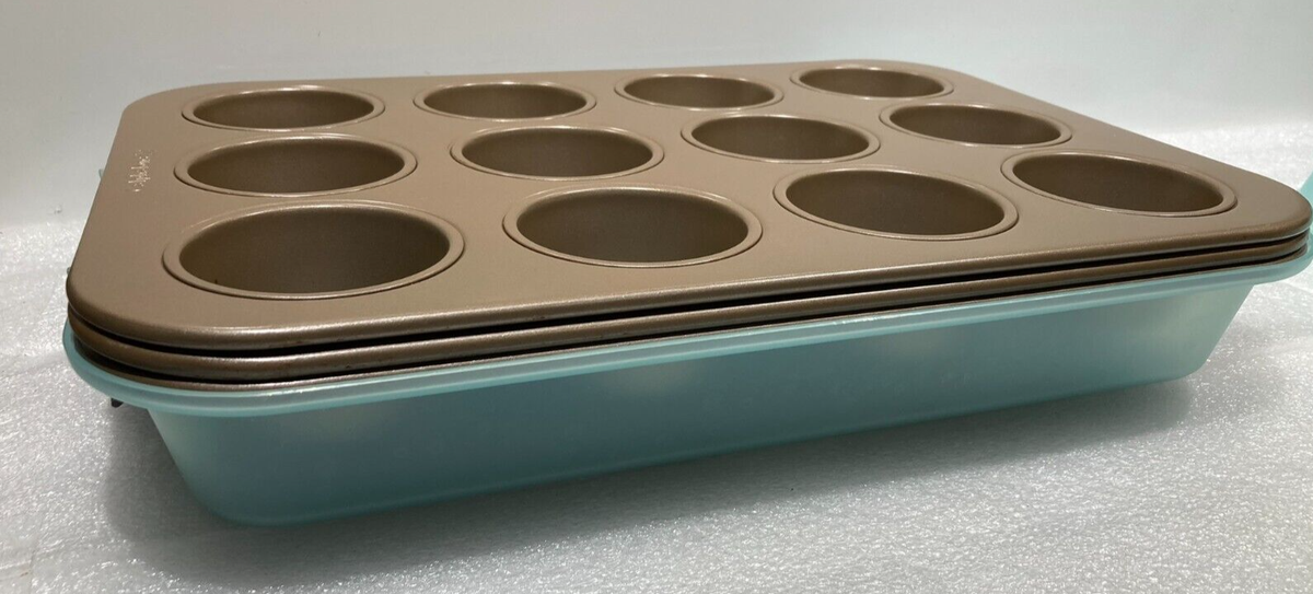 Baking Pans Calphalon Cupcake Pan With Cover Calphalon Nonstick