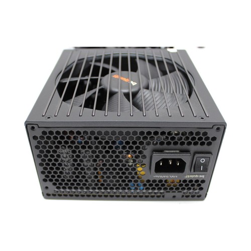 Be Quiet Straight Power 10 CM 600W ATX Netzteil 600 Watt teilmodular 80+ #321092 - Bild 3 von 3