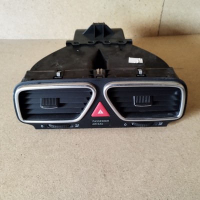 VW Scirocco EOS Lüftungsdüsen Warnblinkschalter Mitte 1Q0819735C 1Q0819728L
