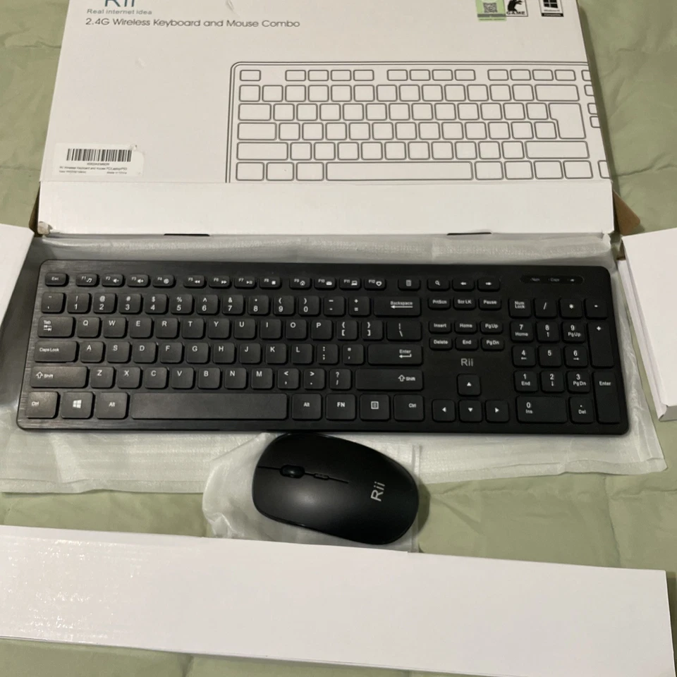RII RK200 RM200 Wireless Gaming Keyboard And Mouse New - Image 2 of 4
