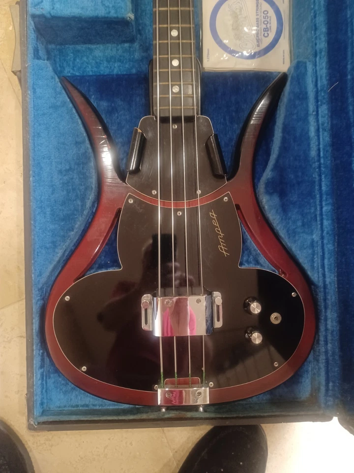 Ampeg Longhorn Bass Guitar - Image 2 of 2