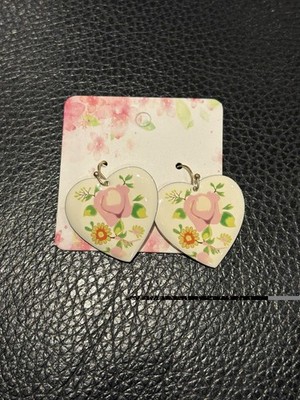 Beautiful  drop dangle  heart shaped Hook EARRING .