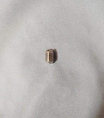 OEM ALPINE MRV-M500 POSITIVE POWER BATTERY GROUND NEGATIVE TERMINAL SCREW PARTS.